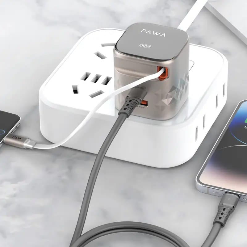 Pawa Retro 50W UK Charger With Retractable Cable