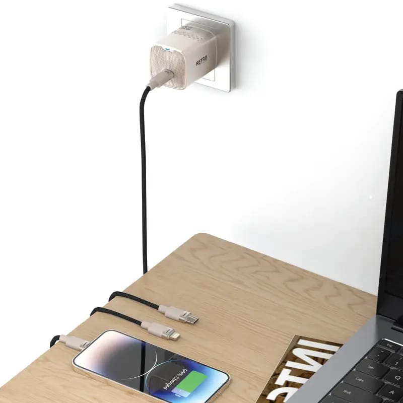 Pawa Retro PD45W Only PD Port Charger With USB-C to Lightning Cable