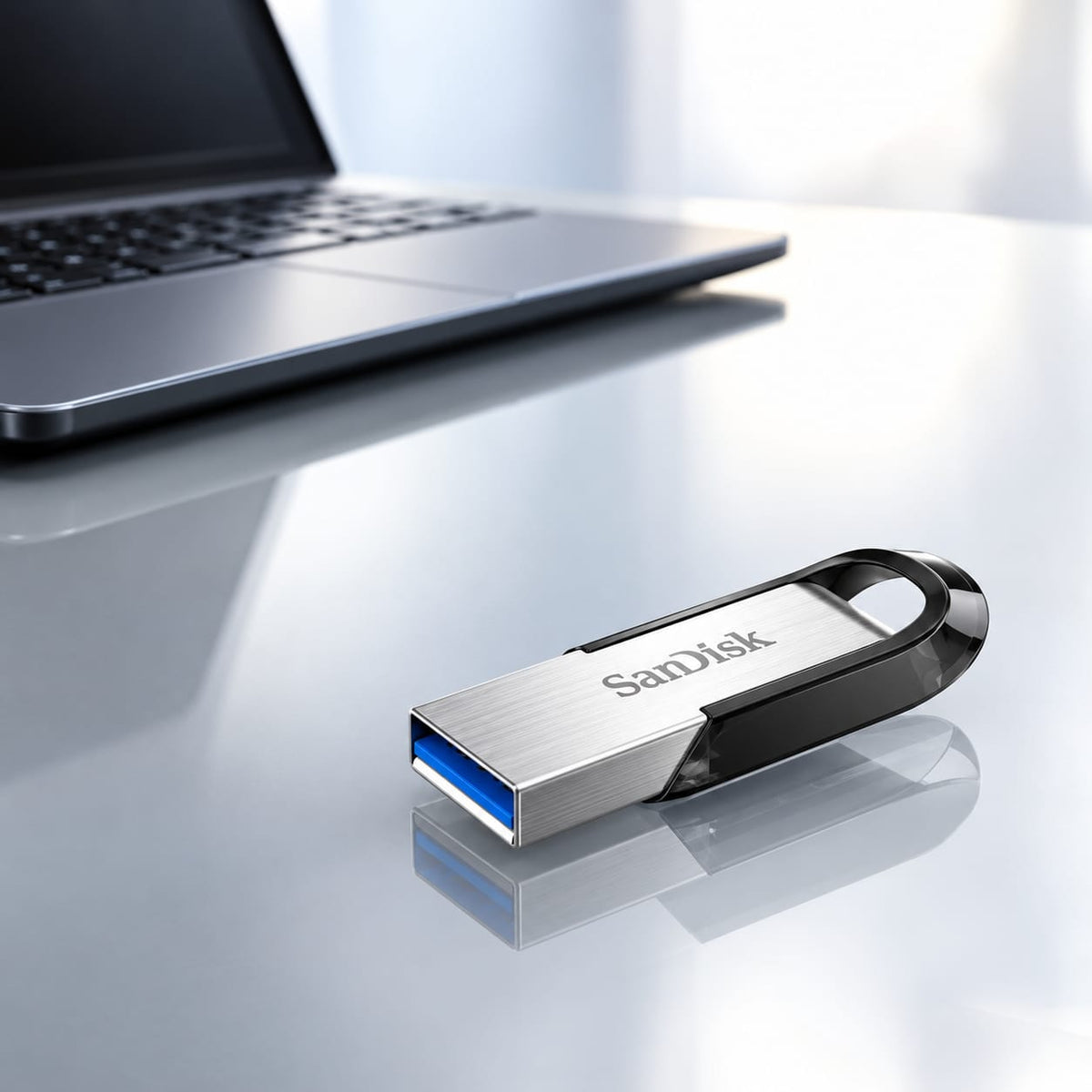 ذاكرة فلاش SanDisk Ultra Flair بمنفذ USB 3.0 - سعة 256 جيجابايت